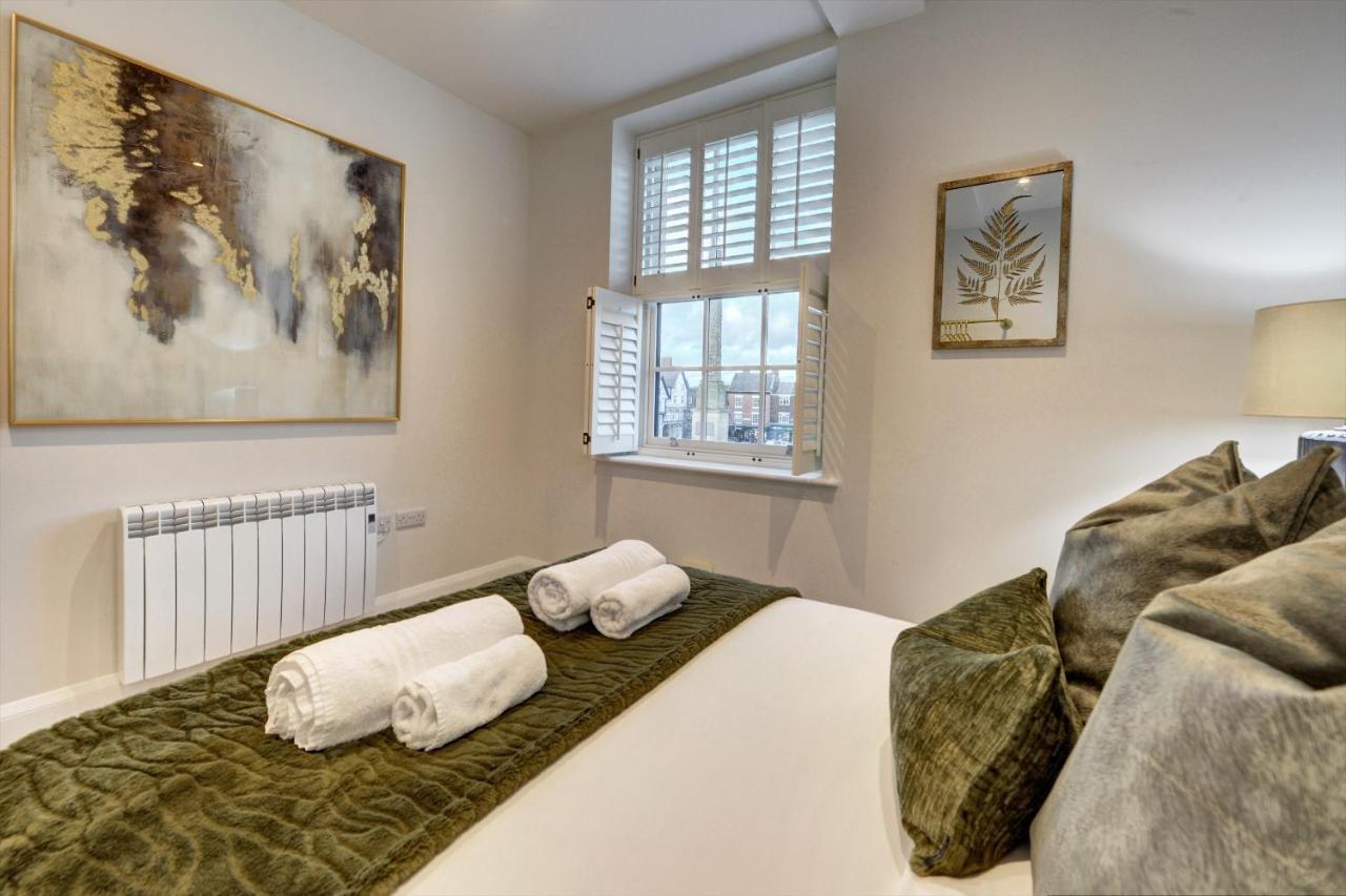 The Penthouse - Allocated Parking With City Views Ripon Extérieur photo