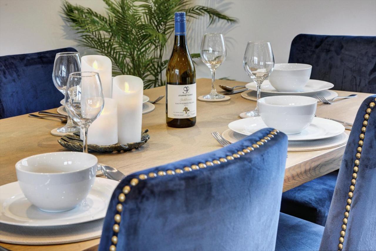 The Penthouse - Allocated Parking With City Views Ripon Extérieur photo